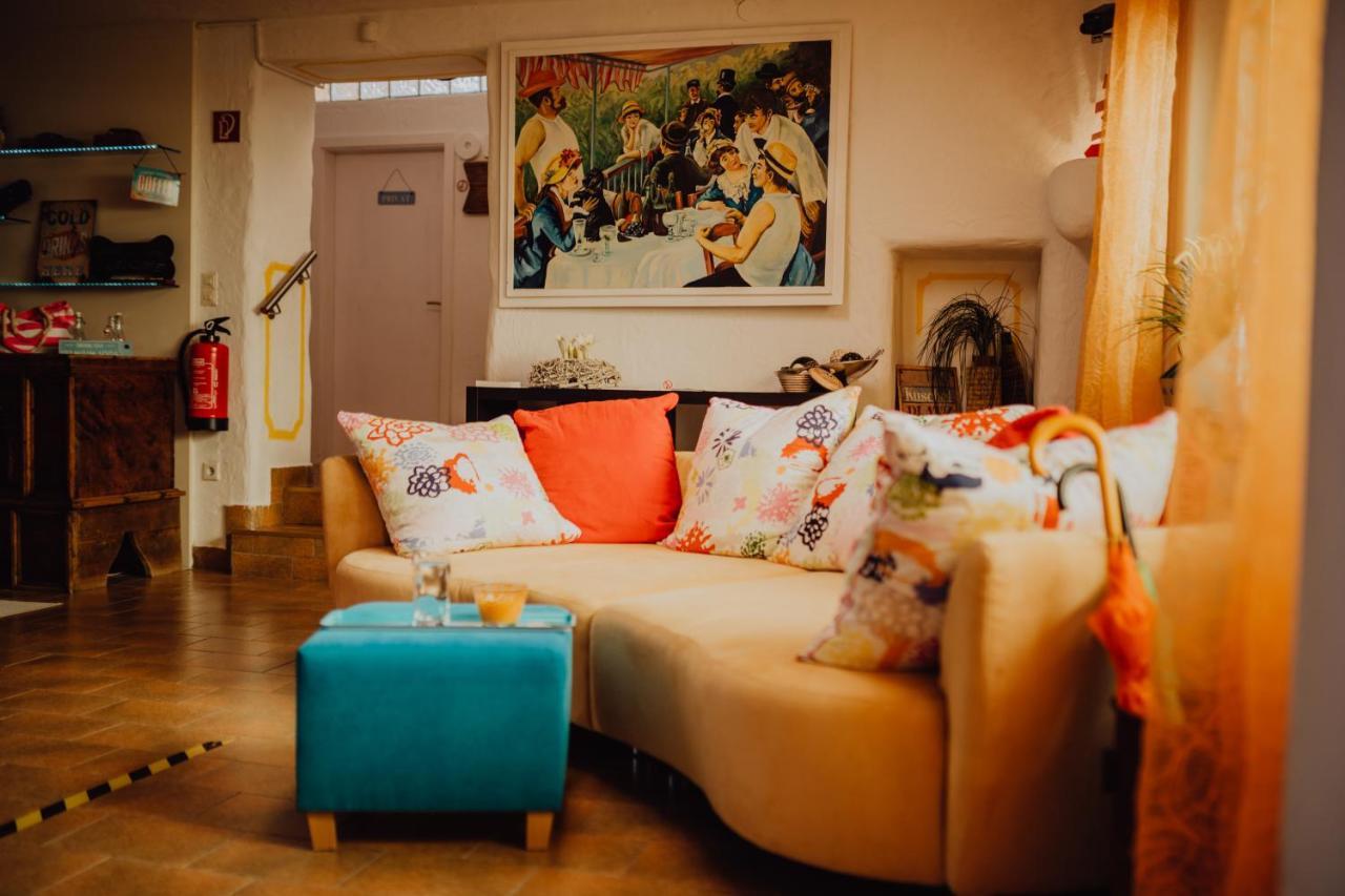 Das Hotel Stern, B&B Kg - Digital & Contactless Check-In ザンクト・ギルゲン エクステリア 写真