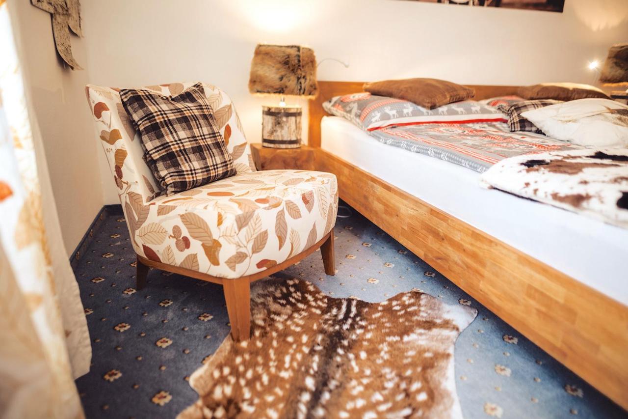 Das Hotel Stern, B&B Kg - Digital & Contactless Check-In ザンクト・ギルゲン エクステリア 写真