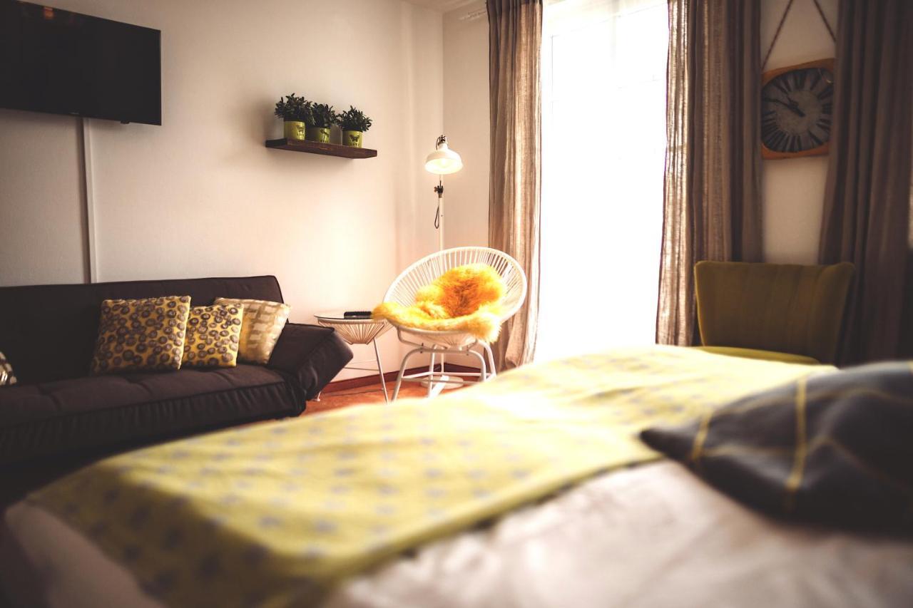 Das Hotel Stern, B&B Kg - Digital & Contactless Check-In ザンクト・ギルゲン エクステリア 写真