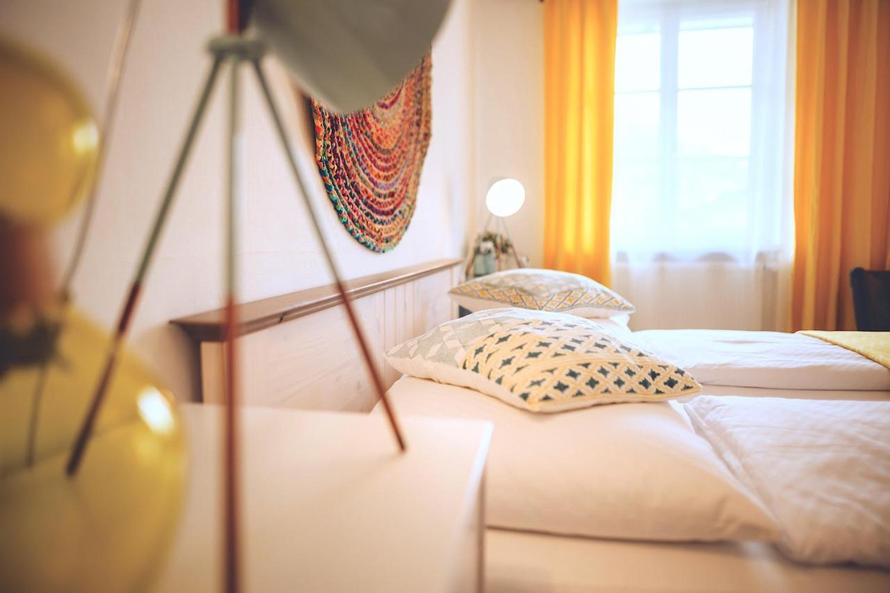 Das Hotel Stern, B&B Kg - Digital & Contactless Check-In ザンクト・ギルゲン エクステリア 写真